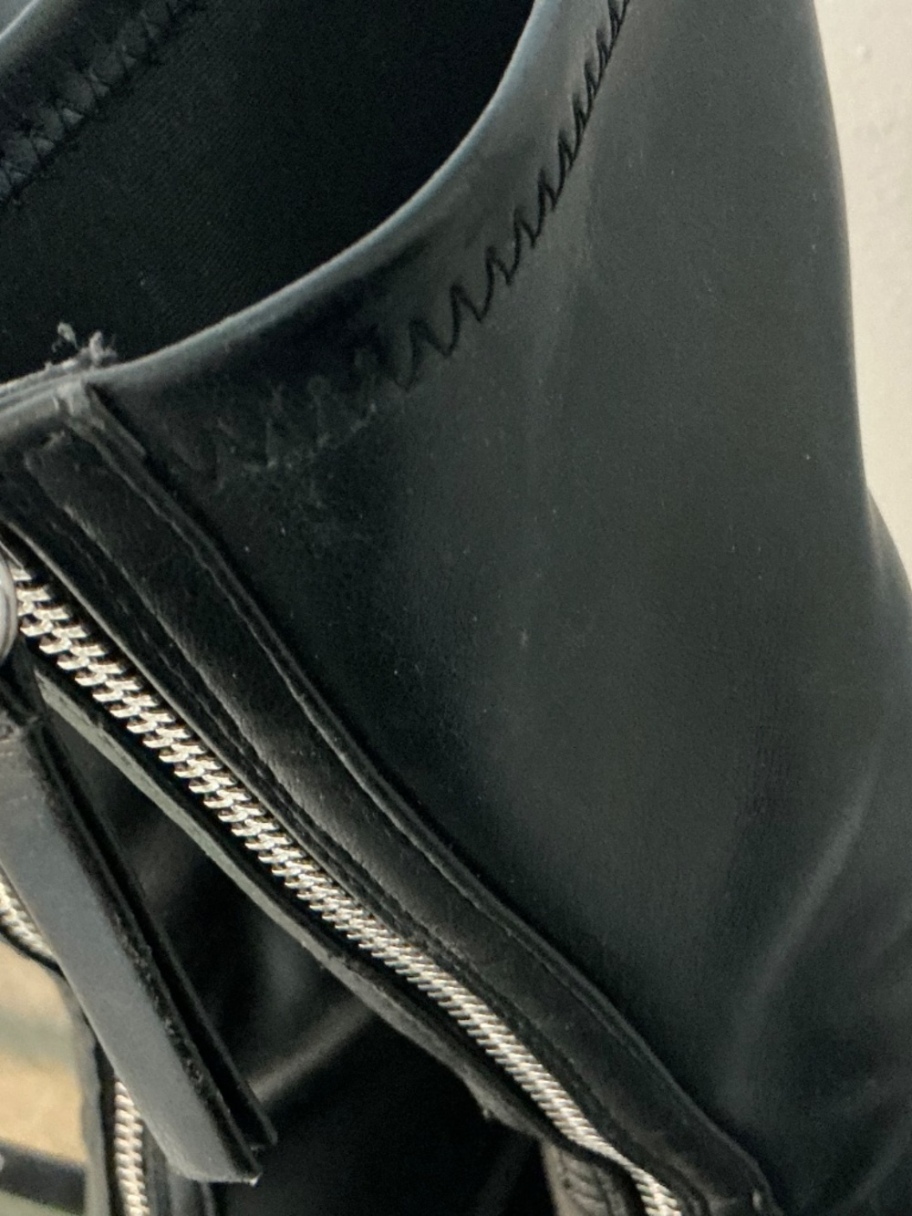 Urban Outfitters Knee-High Chunky Boots – Black – Platform Sole – Zip Detail - Picture 3 of 14